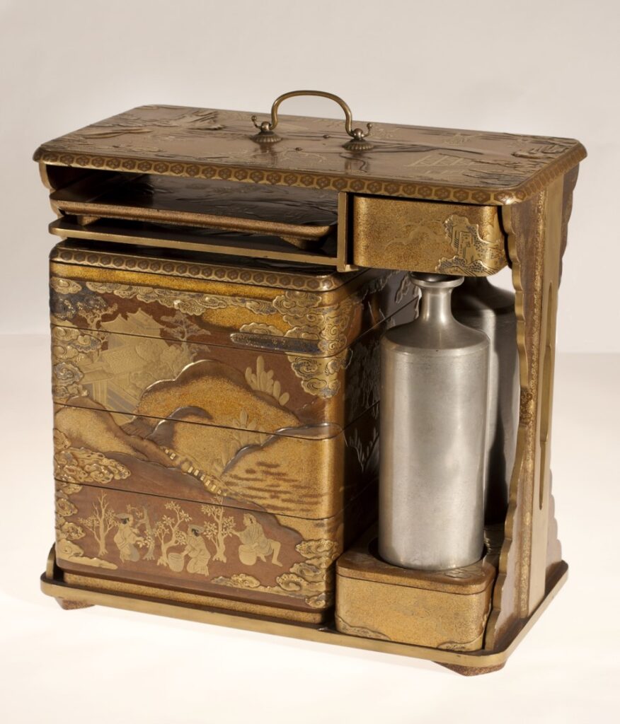 Sagejubako: servizio da picnic, vista d’insieme (foto 1).