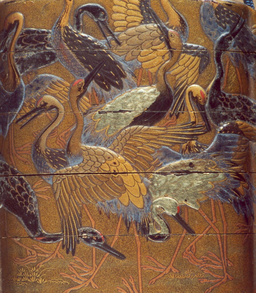 Inrō: particolare della decorazione laccata.