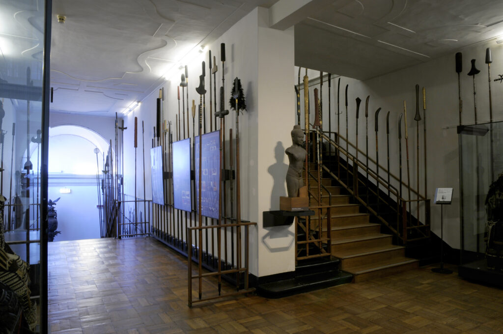 Ingresso e scalinata